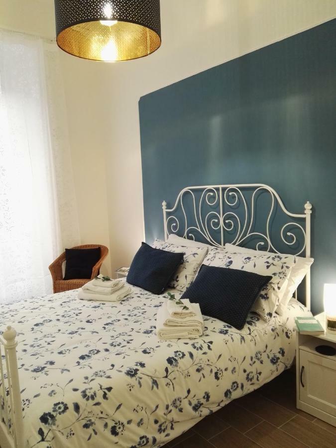 Apartamento A Casa Di Chiara Nápoles Exterior foto